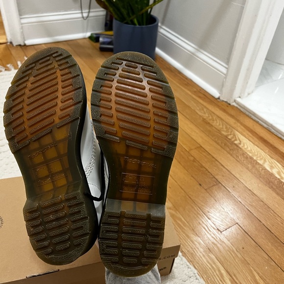 Dr. Martens White Leather Boots - Picture 4 of 4